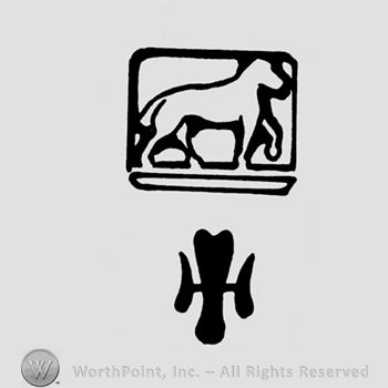 A dog above a fleur de lis