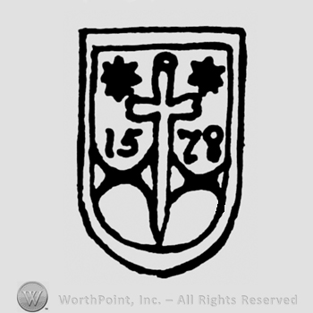 A shield with a sword and the year 1578