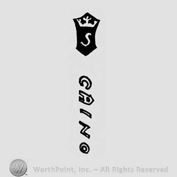 A shield with a crown and an uppercase S above the name Caino
