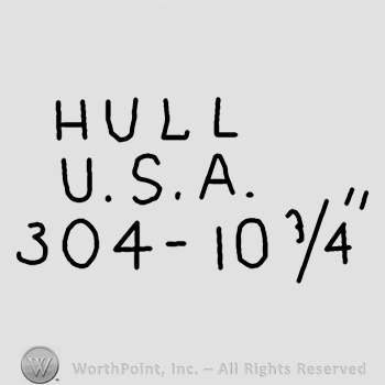 Text: Hull USA 304 10 3/4.