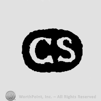 Letters GS in uppercase.