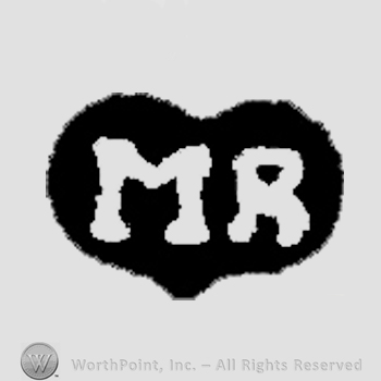 Letters MR in uppercase, conjoined.