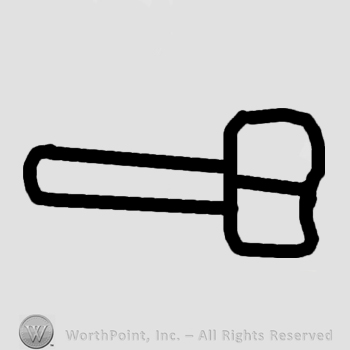 Shape similar with a hammer.
