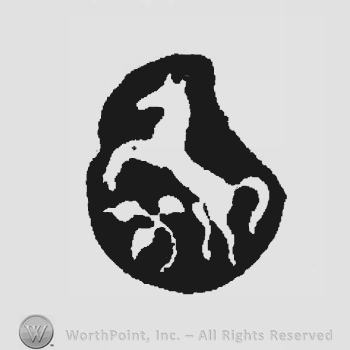 A pranced horse over a three-leaf ornament.