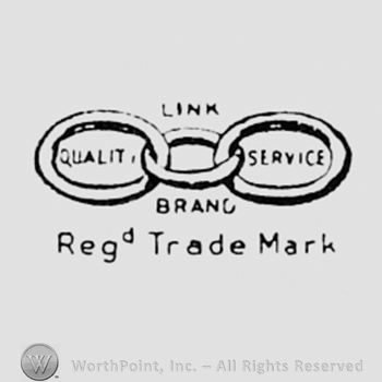 Three links and words QUALIT SERVICE LINK BRAND REG TRADE MARK.