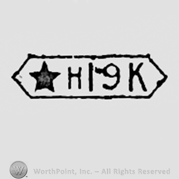 A star, letter H, number 19 and letter K.