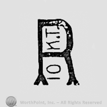 Letter R, number 10 and KT.