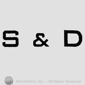 Letters S & D.