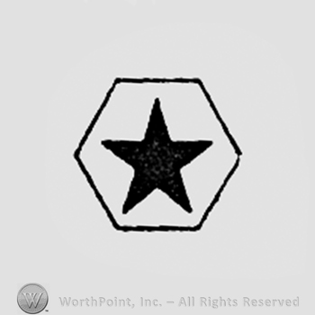 Star inside a hexagone.