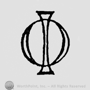 Monogram of letters I and O.