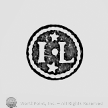 Letters IL and two small stars inside a circle.