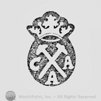 Hammers and letters CAA; crown above.