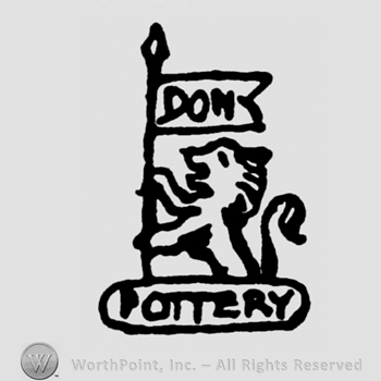 Lion with flag and word Don inside;Pottery written at the bottom.