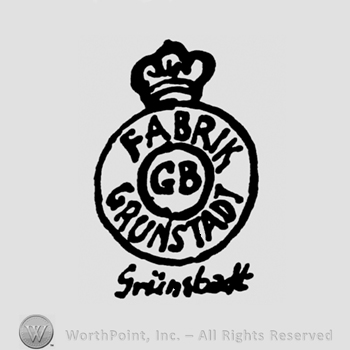 Circle with crown on top;Fabrik GB Grunstadt written inside;Grunstadt outside.