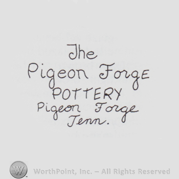 Text: The Pigeon Forge Pottery Pigeon Forge Tenn.