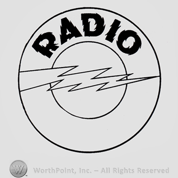 Double circle and word RADIO written on the edge.