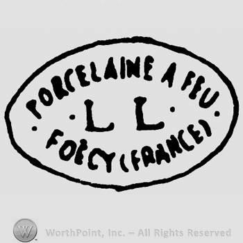 An oval with LL in the middle;PORCELAINE A FEU FOECY FRANCE round written.