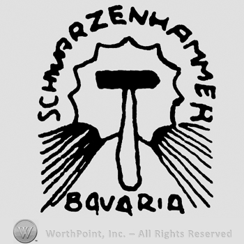Hammer in the middle;Schwarzenhammer written on top;Bavaria below.