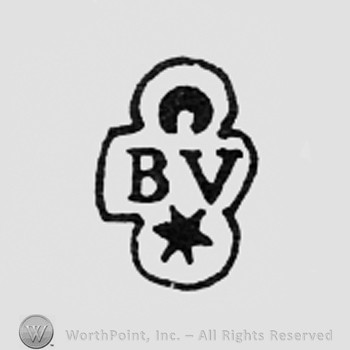 Crescent, letters BV and a star.