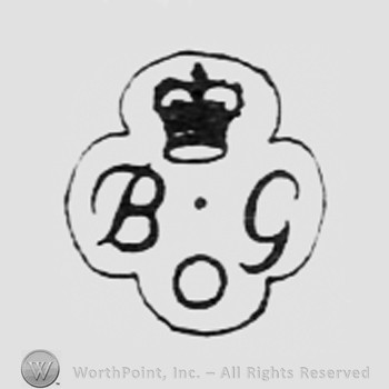 Crowned letters B,O,G.