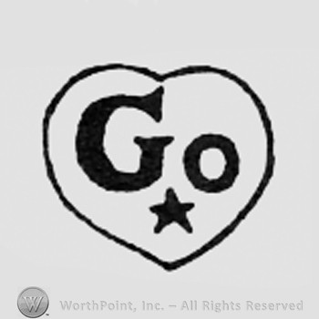 Letters GO and a star inside a frame like a heart.