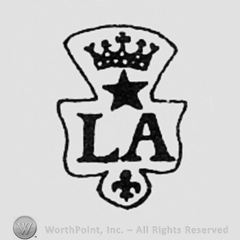 Letters LA, crown and star above, fleur-de-lis bellow.