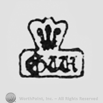 Crowned letters GW.