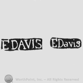 The name E. Davis written either with uppercase or lowercase letters