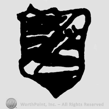 Shape similar with a shield.