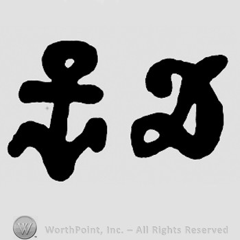 An anchor and letter D.