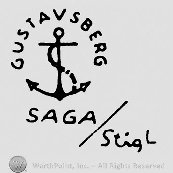 Anchor with rope and word Gustavsberg on top;SAGA STIG L written below.