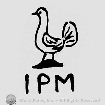 A bird on top;IPM below.