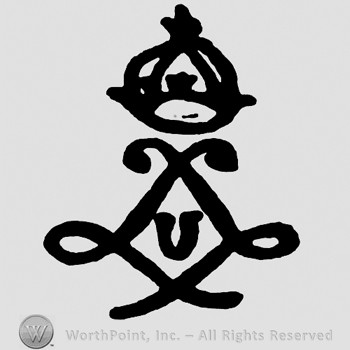 A crown on top of a shape similar with a diamond and letter U inside.