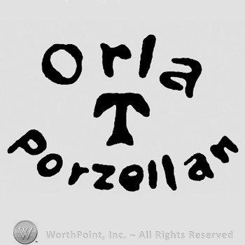 Orla written on top;letter T in the middle;Porzellan written below.