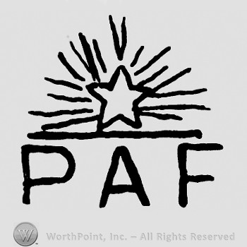 PAF written on the bottom;a star on top.