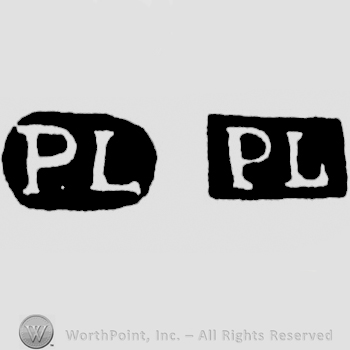 The letters PL written in uppercase