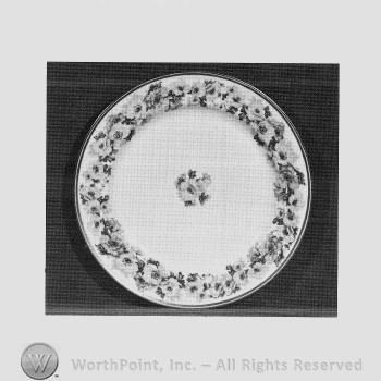 Leah dinner plate pattern.