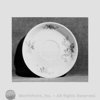 Finesse saucer pattern.