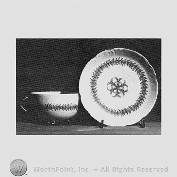 Unnamed cup and saucer pattern.