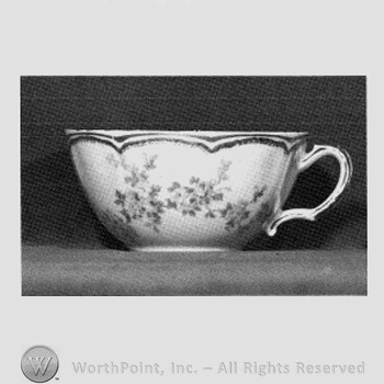 Vivian teacup pattern.