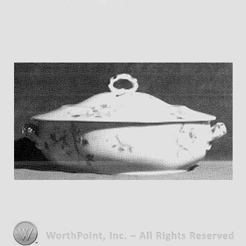 Lenox Autumn covered vegetable dish pattern.