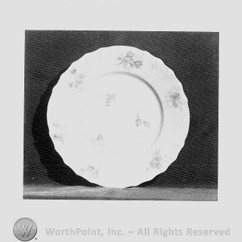 Reflections saucer pattern.