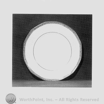 Pawtuckett plate pattern.