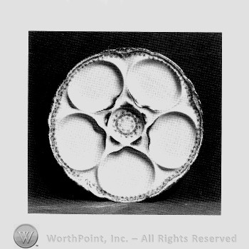 Forget-me-not oyster plate pattern.