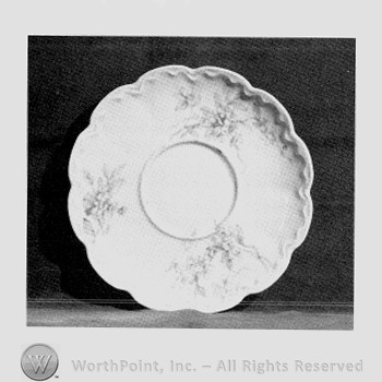Edge of the Woods saucer pattern.