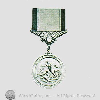 Military decoration : Silver Lifesaving Medal.