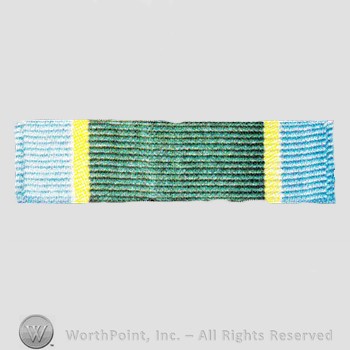 Military decoration : Air Force Small Arms Expert Marksmanship Ribbon.