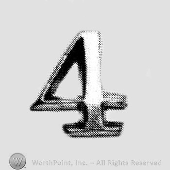 Insignia consisted of number 4.
