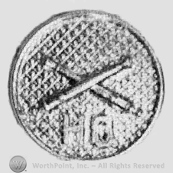 Insignia consisted of crossed cannons  and letters HQ below; all on a plate.