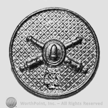 Insignia consisted of crossed cannon with a bullet at the intersection and a harp below; all on a plate.